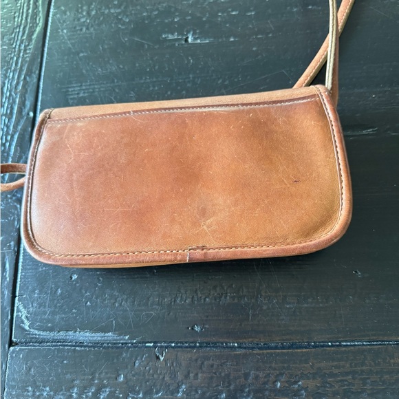 Vintage Coach Brown Leather Shoulder Bag - Picture 7 of 7
